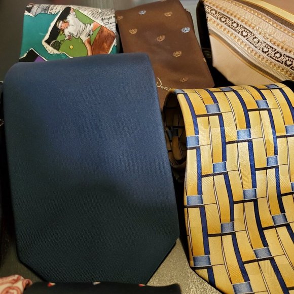 Lot of 11 Brand Name Men's Ties 100% Silk Nicole Miller X'Andrini Geoffrey Beane - Picture 5 of 12